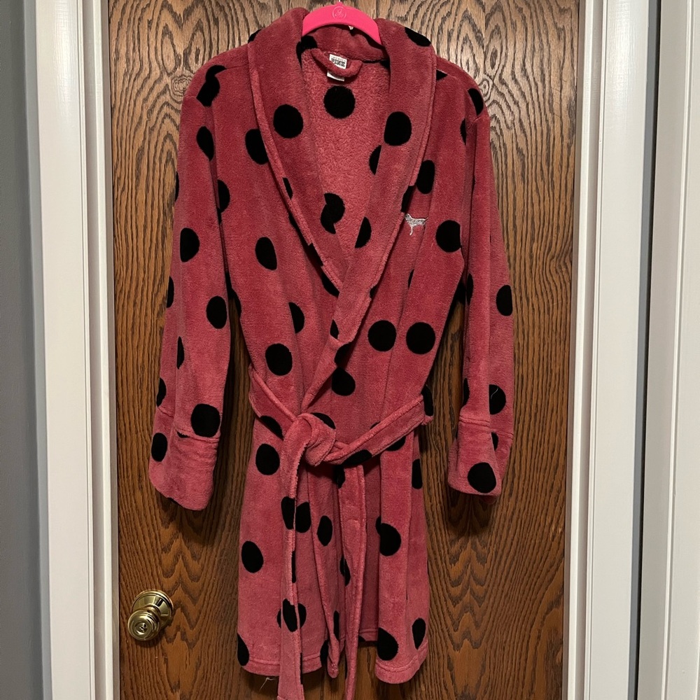 PINK Victoria’s Secret Plush Polka Dot Robe
